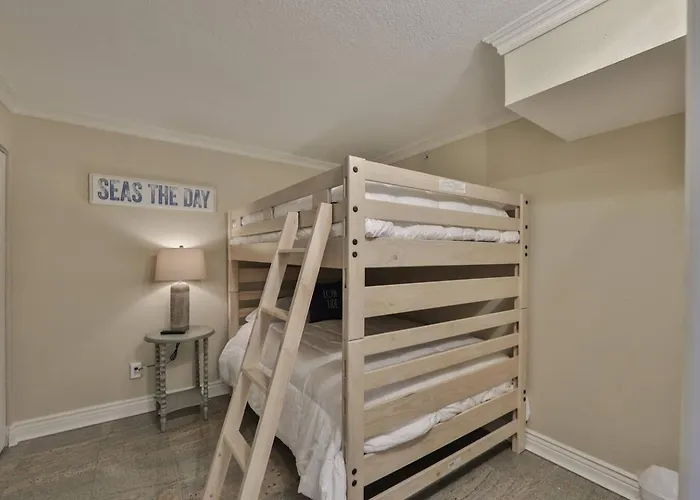 Spacious Corner 42 With Bunkhouse