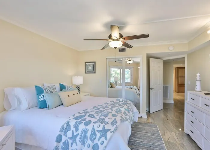 Spacious Corner 42 With Bunkhouse Apartment *